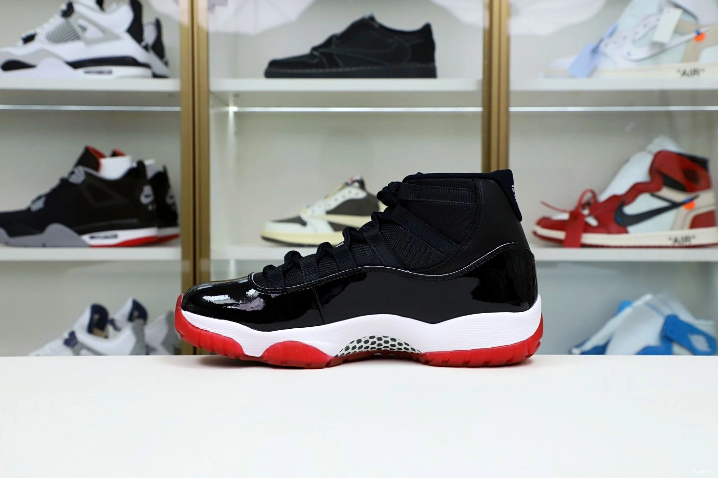 AIR 2019 RETRO JORDAN 'BRED' 11 1231
